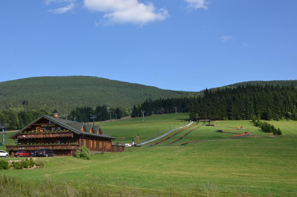 Apartments Haltmar Ostružná Rom bilde